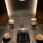 北海道焼肉 北うし - 席