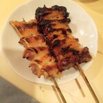 神田 もつ焼のんき - しろたれ おかわり！ と、のど