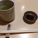 豊鮨 - お茶もちゃんとおいしい。