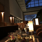 ピーク・ラウンジ - 