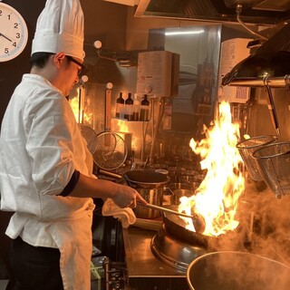 義父からの伝統の味を引き継ぐ田中シェフ