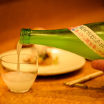 暁煙 - 日本酒を通して、お米と発酵の奥深さを感じてみてください。