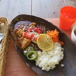 六屯 - テンペカレー