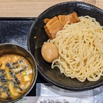 つけめん専門店 五常 - 魚介豚骨つけ麺 濃厚 五常（煮玉子 角煮）