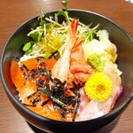 OKIBI AIBE - ミニ海鮮丼(日替わり定食)