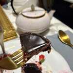 LOUANGE TOKYO Le Musée - 