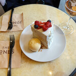 The Jones Cafe Bar - Happy Birthday〜♬