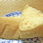 おやつや はちぶんのいち - たまごシフォンケーキ