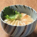 Aburiya Dainingu - 炙りエンガワ丼