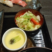 鮨隆 - サラダ＆茶碗蒸し