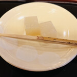 山玄茶 - 白小豆の葛焼き