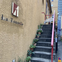 ラ・トゥーエル - 