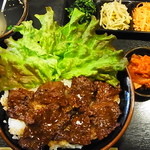 Yakinikudontadon - ハラミ丼(大)にナムルセット