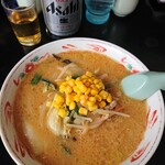 食事処なべや - ミソラーメン  少し甘味のある味です