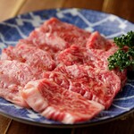 日本产牛五花肉 (酱汁、盐味)