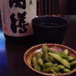 Yakitori Tsuki - 萬膳と突き出し（枝豆）