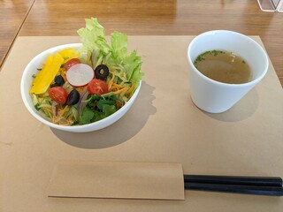 Hearty Cafe - サラダ ＆ スープ
