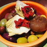 Oreno Itarian - オリーブと野菜マリネ