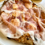 PIZZA MAFIA TOKYO - グリーンペッパーとマスカルポーネ