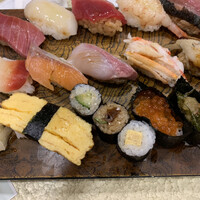 東鮨 新店 - ランチにぎり１４貫　１０００円