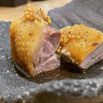 根津 焼鳥 照隅 - 腿マスタードシード