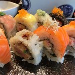 SHARI THE TOKYO SUSHI BAR - オリジナルロール寿司と季節の天麩羅定食 1000円 のロール寿司