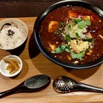 中華川食堂 - ランチ四川麻婆麺