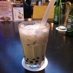 義美吉盛美食廣場 - タピオカ入りミルクティー