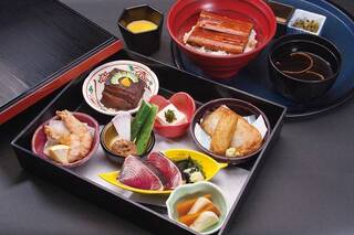 h Kouji gura - 前菜7種盛合せと鹿児島鰻飯の会食