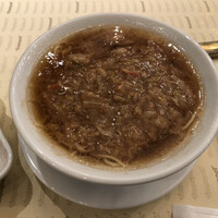 トゥーランドット 臥龍居  - フカヒレ湯麺