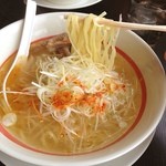 Kourakuen - 普通に美味しい塩ネギラーメン。
                        