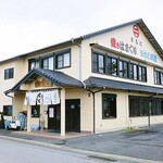 お食事処まるに - 立派なお店ですｗ