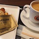 サンマルクカフェ - プレミアムチョコクロ（アーモンドフレンチ）＆ブレンドコーヒー