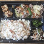 喜良喰 - 豚肉と野菜の炒め物と魚ご飯の弁当