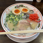 萬福本舗 - ラーメン+味玉+替玉 920円