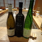 柳家 - ワインは、麹漬けにはアルザスのゲブルツトミュレール、間にルネ・ブービエの素晴らしいシャルムシャンベルタンを挟んで、フリウリのヴィトフスカ