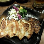 肉魚ダイニング　艶吉 - 手作り餃子