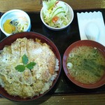 Ebisuya - かつ丼