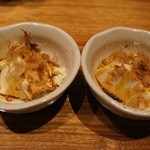 炭火焼とり えんや - つきだしの冷奴300円