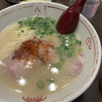 とんこつラーメン専門 八味豚骨 - 