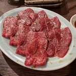 炭火焼肉ホルモン うらら - 