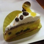 銀座コージーコーナー - さつま芋のケーキ