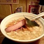 Ebaramachi Shinatetsu - 背脂ニンニクラーメン