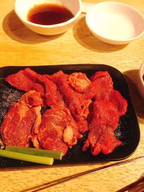 Sumibi Yakiniku Tomiya Gakuenmae Honten photo 3