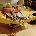 Sushi Sake Sakana Sugidama - 舟盛り丼　990円