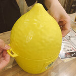 Toro Masa - 巨大レモン