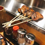 秋吉 - レバーかな
      