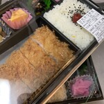とんかついなば和幸 惣菜店 - 料理写真: