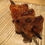 鳥しき - 手羽先の皮2