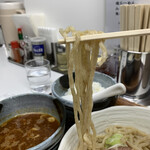 忍八 - 全粒粉の太麺